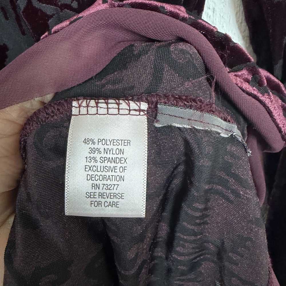 Simply Vera Wang Velvet Burnout Top SZ L Wine Color Sheer Whimsigoth Dark Fairy - Picture 11 of 14